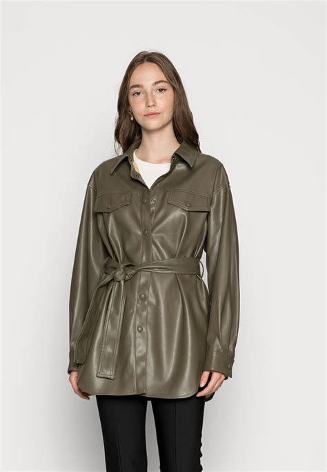 Women COAT | ONLY ONLDEA SHACKET - Faux leather jacket - tarmac/dark brown - OV37771 ONLY tarmac ON321U0OZ-O11 0 en-GB