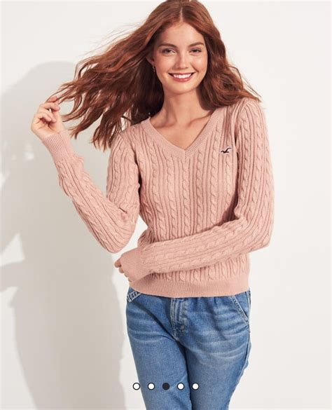 Women PULLOVER | Hollister Co. ICON CABLE V NECK - Jumper - silver pine/white tipping/khaki - XG40575 Hollister Co. silver pine/white tipping H0421I04A-N11 0 en-GB