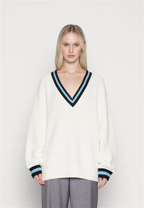 Women PULLOVER | Weekday NORTH V NECK SWEATER - Jumper - off white/white - EX53472 Weekday off white WEB21I03I-A11 0 en-GB