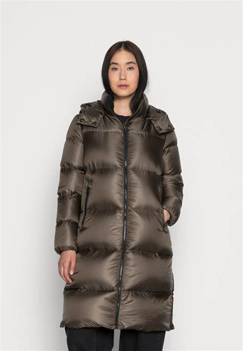 Women COAT | Calvin Klein SHINY JACKET - Down jacket - bleached stone/stone - LI87093 Calvin Klein bleached stone 6CA21U037-C11 0 en-GB
