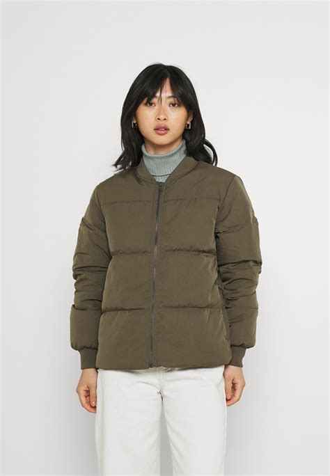 Women COAT | Selected Femme Petite SLFDAVY JACKET - Down jacket - tarmac/khaki - VF14526 Selected Femme Petite tarmac SEL21U00I-N11 0 en-GB